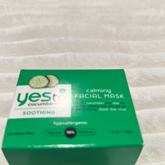YES TO CUCUMBERS CALMING FACIAL MASK. - Picture 3 of 3